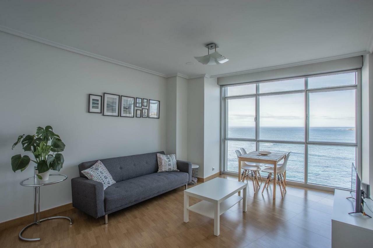 Apartamento En Primera Linea De Playa Riazor A Coruna Ngoại thất bức ảnh